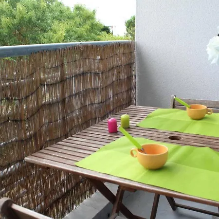 La Rochelle, 1 Piece, 2 Personnes - Fr-1-246-76 Apartment La Rochelle (Charente-Maritime)